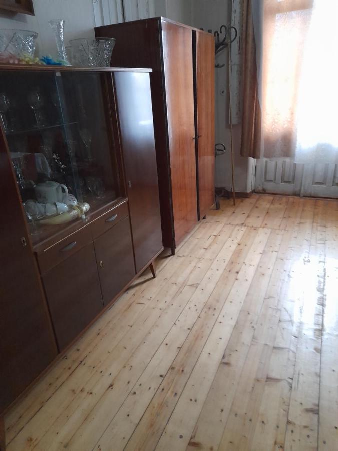 Levani'S Guesthouse Zugdidi Kültér fotó