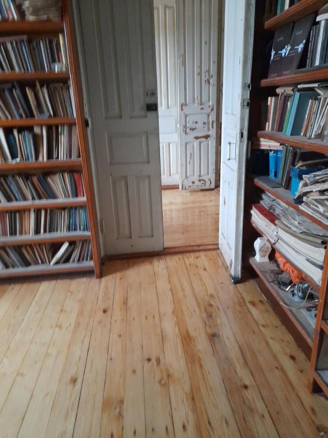 Levani'S Guesthouse Zugdidi Kültér fotó