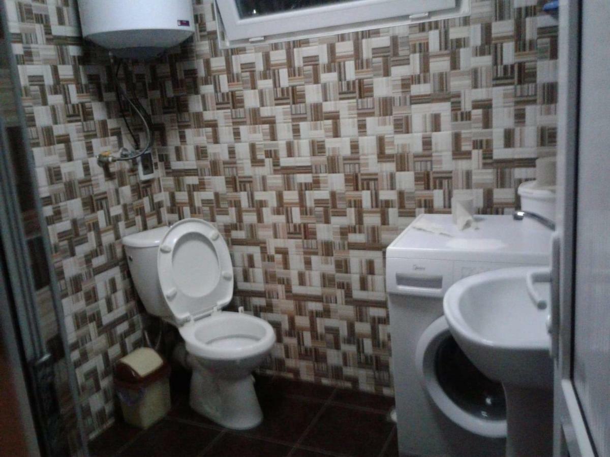 Levani'S Guesthouse Zugdidi Kültér fotó